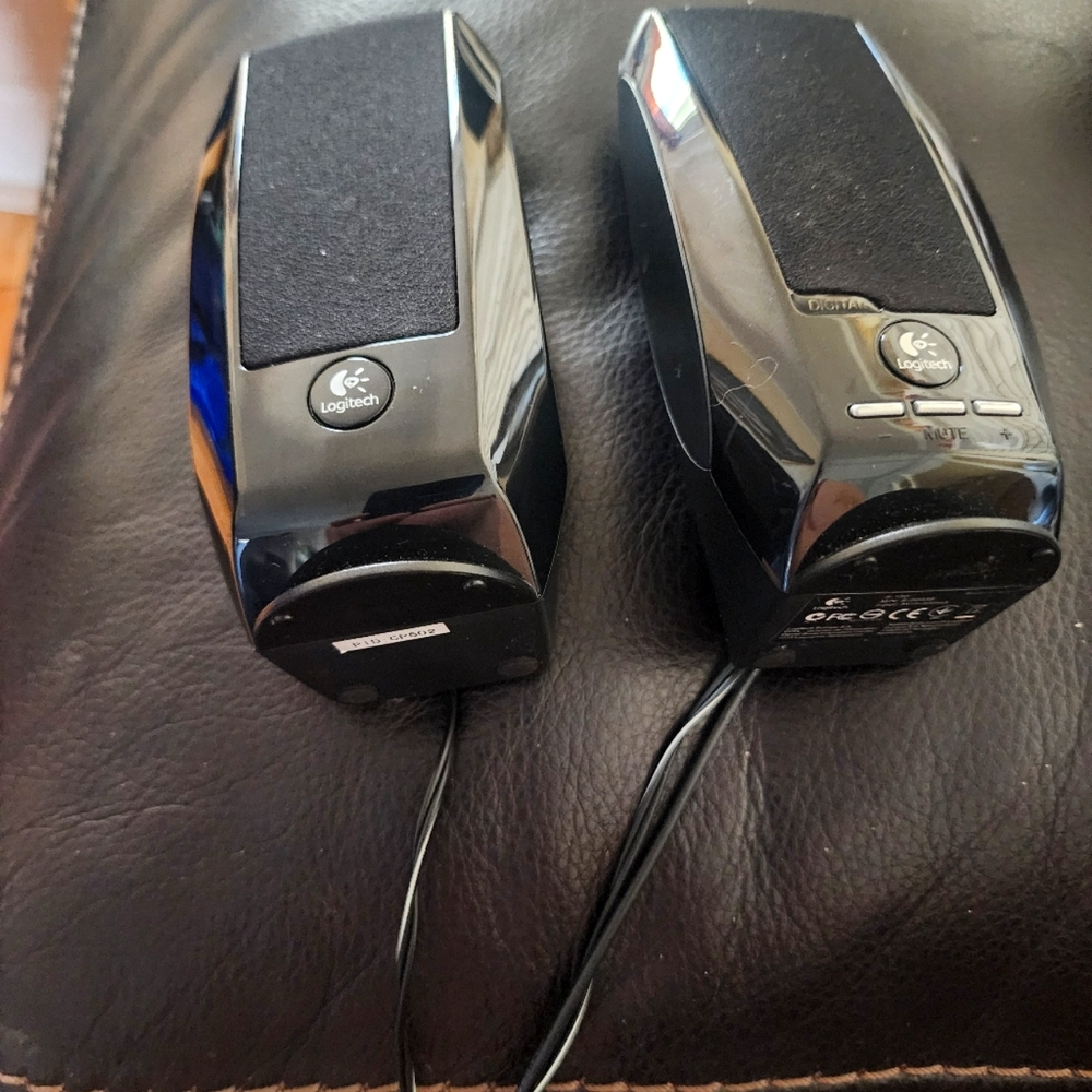 Logi computer speakers